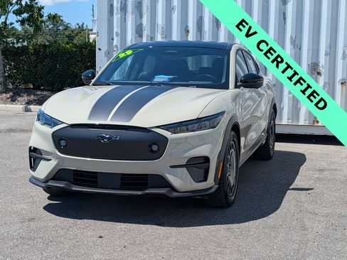 Certified 2025 Ford Mustang Mach-E GT AWD/4WD image 7