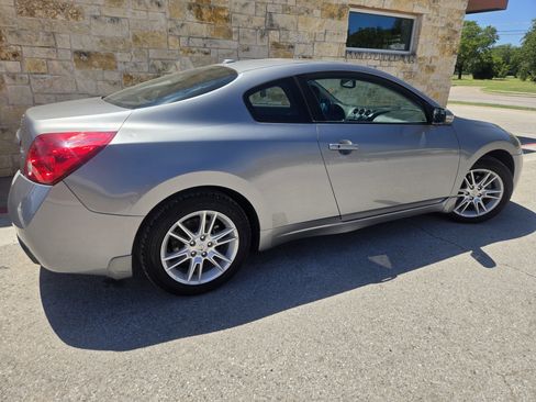 Used 2008 Nissan Altima 3.5 SE w/ Premium Pkg image 11