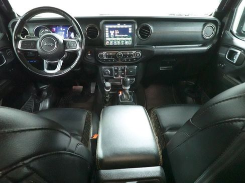 Used 2021 Jeep Wrangler Unlimited Sahara AWD/4WD image 11