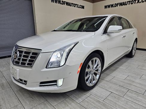 Used 2014 Cadillac XTS Premium image 2