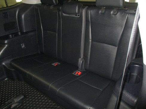 Used 2022 Toyota Highlander Limited image 14