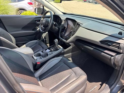 Used 2024 Subaru Crosstrek 2.5i Limited AWD/4WD image 18