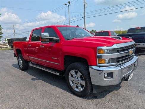 Used 2019 Chevrolet Silverado 2500 LTZ w/ Duramax Plus Package AWD/4WD image 10