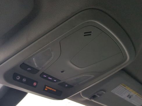 Used 2017 Chevrolet Impala LT image 31