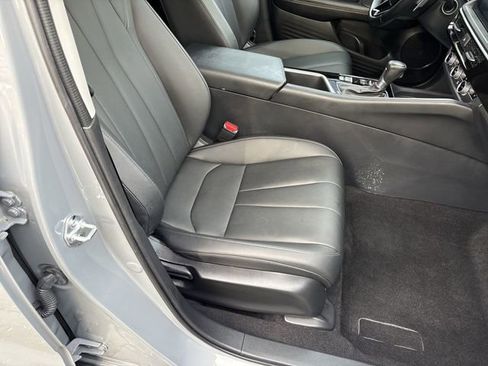 Certified 2025 Acura ADX AWD image 29