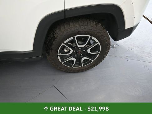 Used 2025 Jeep Compass Trailhawk w/ Trailer Tow Group image 18