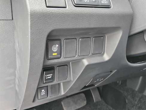 New 2026 Nissan Frontier SV image 27