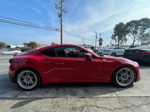 Used 2015 Scion FR-S image 4