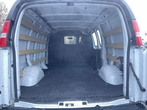 Used 2024 Chevrolet Express 2500 w/ Driver Convenience Package image 22