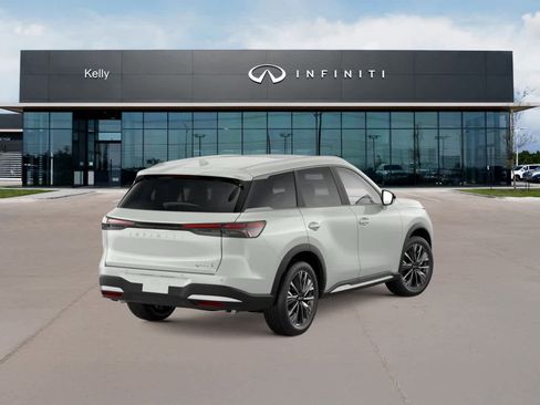 New 2026 INFINITI QX60 Luxe w/ Family Package image 5