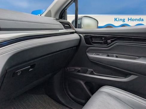 Used 2024 Honda Odyssey Elite image 28