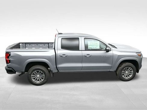 New 2026 Chevrolet Colorado LT image 37