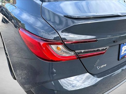 Used 2025 Toyota Camry SE w/ Multimedia Upgrade Package FWD image 29