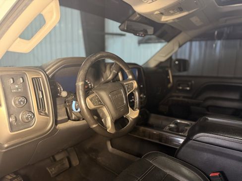Used 2015 GMC Sierra 2500 Denali AWD/4WD image 13