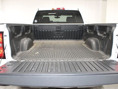 Used 2016 Chevrolet Silverado 1500 LT AWD/4WD image 18