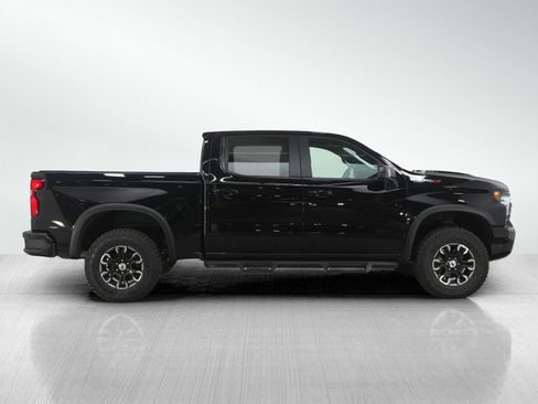 Used 2022 Chevrolet Silverado 1500 ZR2 image 6