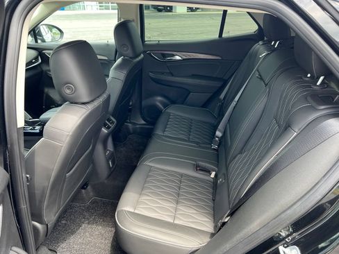 Used 2023 Buick Envision Avenir FWD image 28