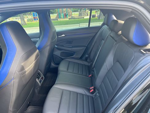 Used 2024 Volkswagen Golf R AWD/4WD image 30