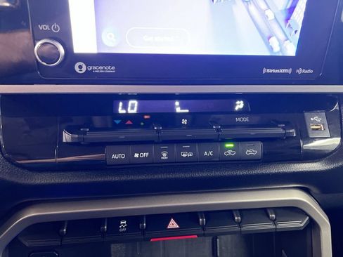 Used 2022 Toyota Tundra SR5 RWD image 16