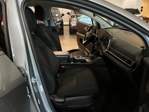 Used 2024 Kia Sportage LX FWD image 36