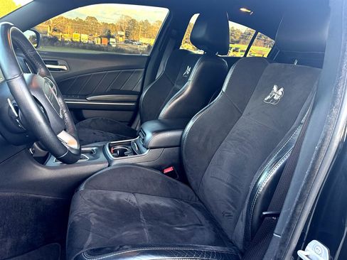 Used 2017 Dodge Charger R/T Scat Pack w/ Beats Audio Group image 3