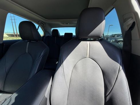 Used 2021 Toyota Camry XSE w/ Navigation Package FWD image 12