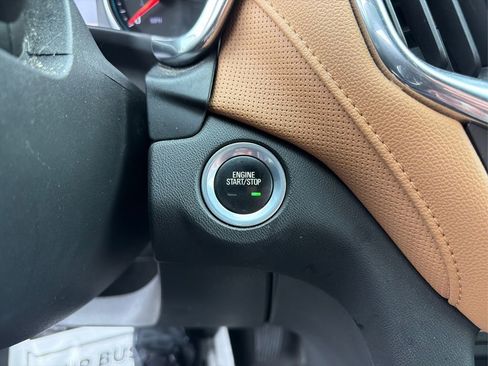 Used 2020 Chevrolet Equinox Premier image 26