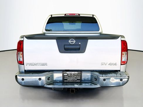 Used 2013 Nissan Frontier SV w/ SV Value Truck Pkg AWD/4WD image 6