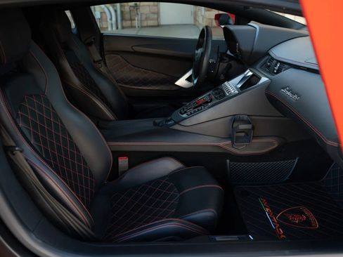 Used 2015 Lamborghini Aventador LP 700-4 AWD/4WD image 33