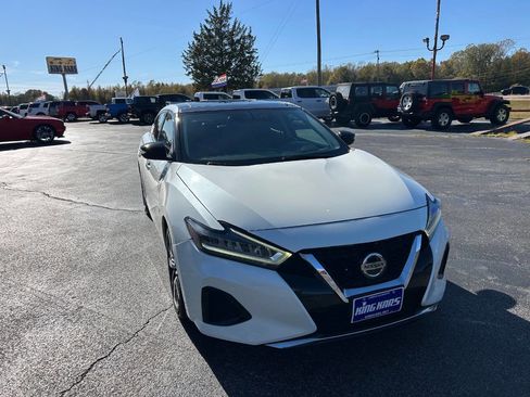 Used 2019 Nissan Maxima 3.5 SL w/ Floor Mat Group image 4
