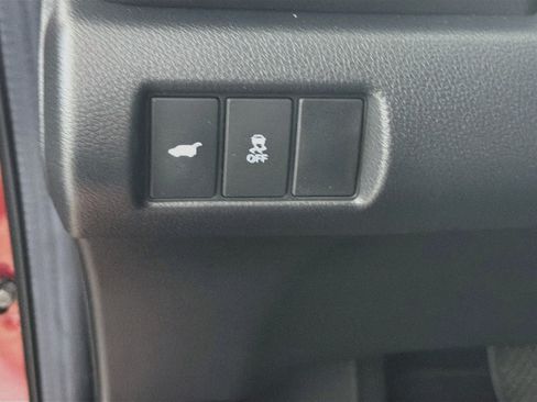 Used 2024 Honda Pilot Touring image 16