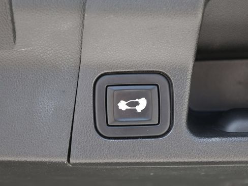 Used 2021 GMC Acadia SLT AWD/4WD image 9