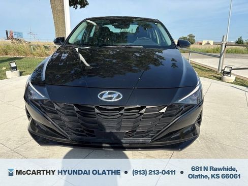 Certified 2023 Hyundai Elantra SEL w/ Convenience Package FWD image 7