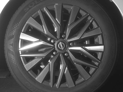 Used 2025 Nissan Altima 2.5 SV image 13