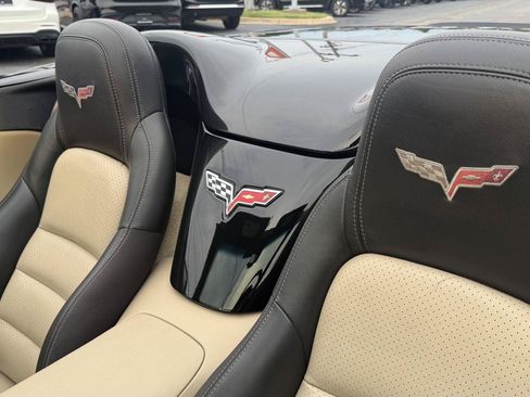 Used 2011 Chevrolet Corvette Grand Sport w/ Preferred Equipment Group RWD image 22
