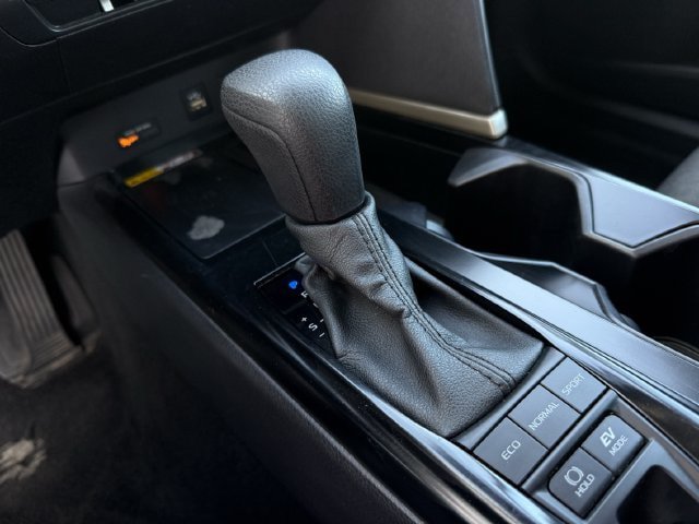 Used 2025 Toyota Camry LE FWD image 20