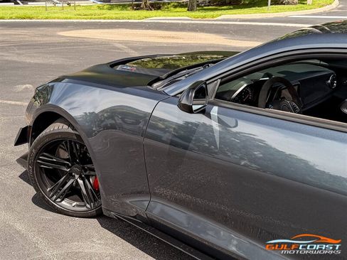 Used 2019 Chevrolet Camaro ZL1 RWD image 44