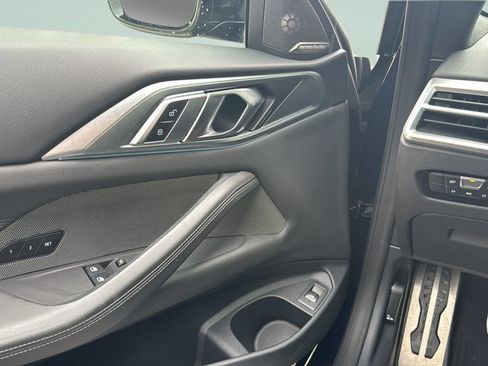 Used 2025 BMW M4 Coupe w/ Executive Package RWD image 16