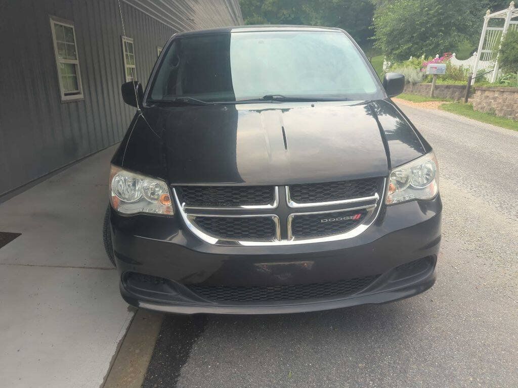 Used 2016 Dodge Grand Caravan SE w/ Quick Order Package 29E SE FWD image 6