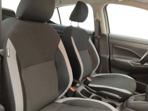 Used 2025 Nissan Versa S w/ Trunk Package image 21