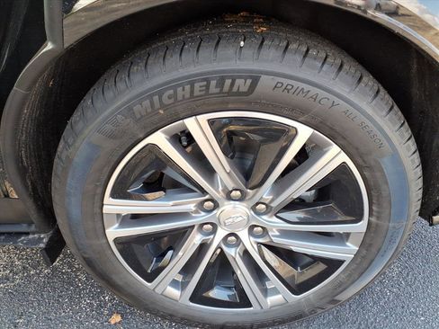 New 2026 Cadillac Lyriq Luxury w/ LPO, Floor Liner Package image 9