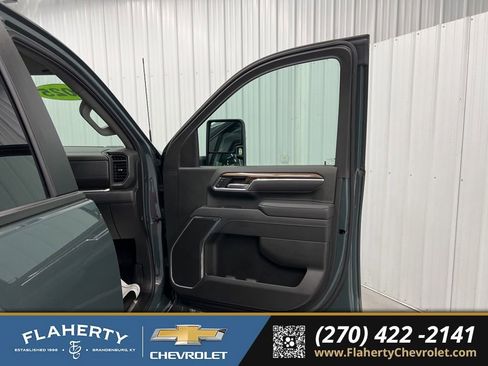 Used 2025 Chevrolet Silverado 2500 LT w/ All Star Edition AWD/4WD image 14