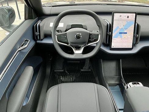 New 2026 Volvo EX30 Plus w/ Protection Package Premier AWD/4WD image 5