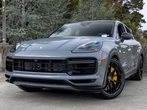 Certified 2023 Porsche Cayenne Turbo GT AWD/4WD image 7