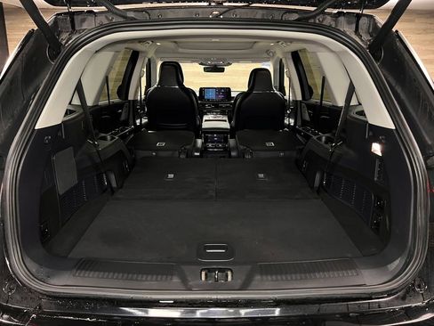Used 2025 Lincoln Aviator Reserve w/ Equipment Group 201A AWD/4WD image 23