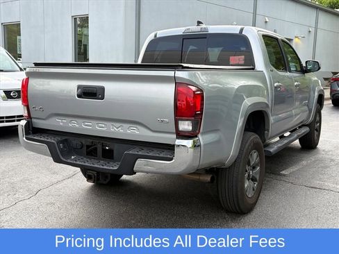 Used 2023 Toyota Tacoma SR5 AWD/4WD image 6