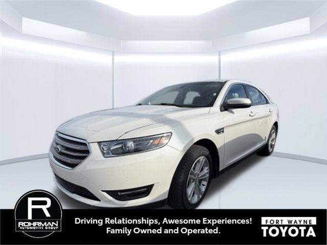 Used 2015 Ford Taurus SEL FWD image 3