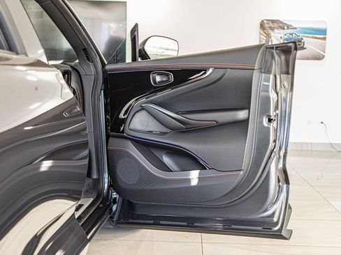 New 2026 Aston Martin DBX 707 image 41