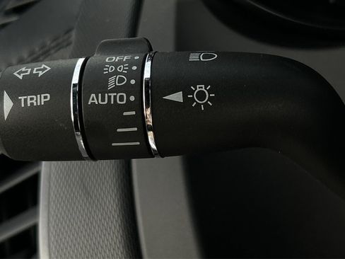 Used 2018 Jaguar F-TYPE Convertible image 17