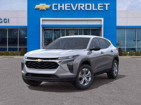 New 2026 Chevrolet Trax LS FWD image 6